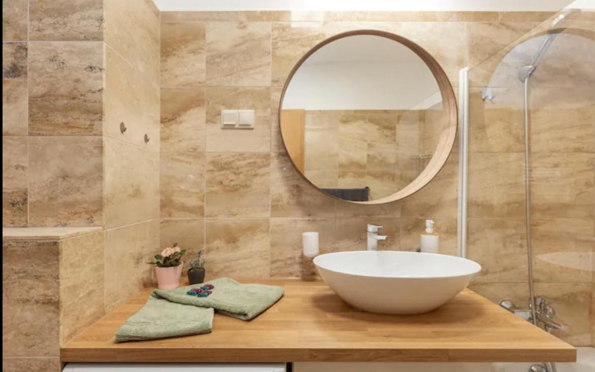 Kazinczy Apartment #Freeparking Budapest Bagian luar foto