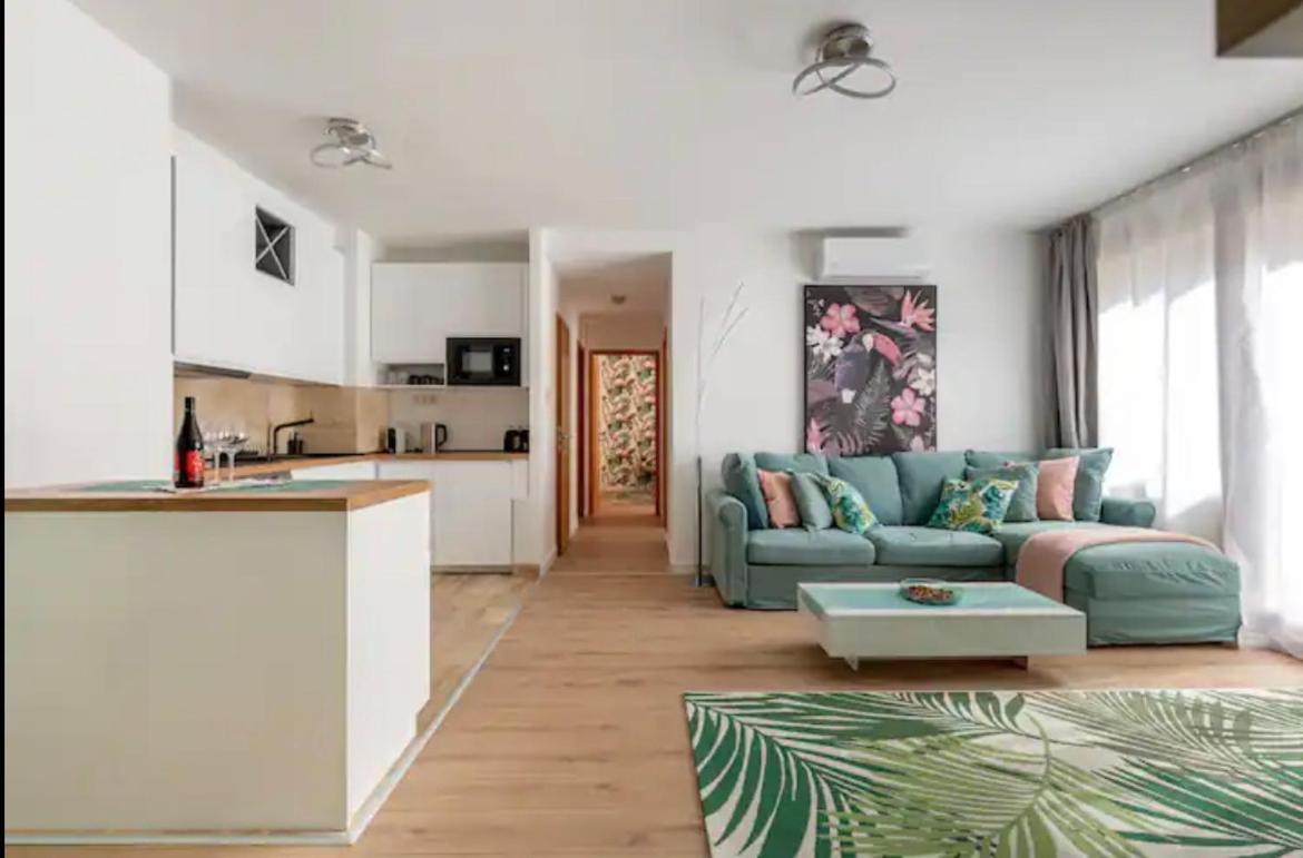 Kazinczy Apartment #Freeparking Budapest Bagian luar foto